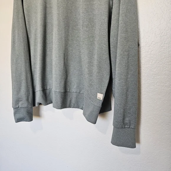 Vuori | Halo Crew Long Sleeve Pullover Sweater Heathered Green VW241, Womens - Picture 5 of 7